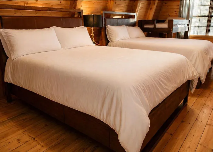 Sunset-view A-frame Sleeps 12 Dog Friendly Show Low